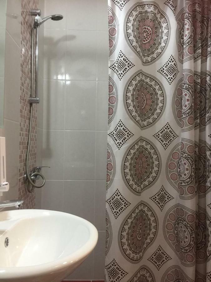 Loutraki Hostel מראה חיצוני תמונה